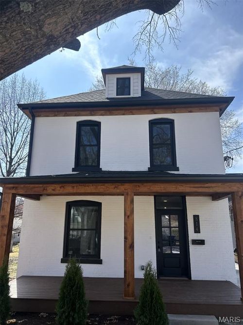 814 Clark Ave, Webster Groves, MO, 63119-2033 | Card Image