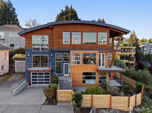 2506 N 38th St, Seattle, WA, 98103-8440 | Card Image