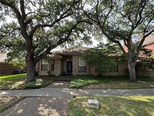 7421 Lake Neuchatel Dr, Corpus Christi, TX, 78413-5233 | Card Image