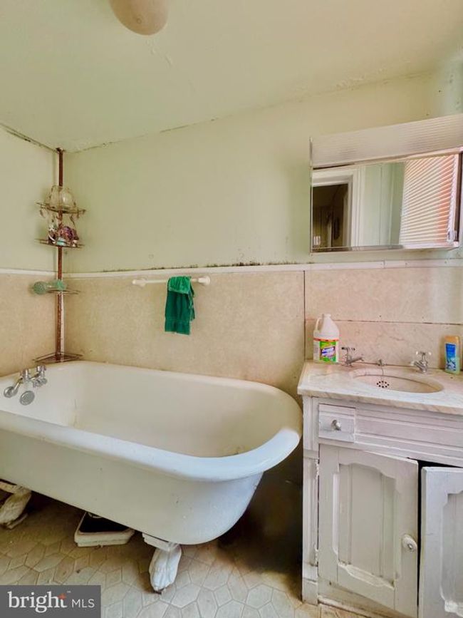 437 N 41 St St, Home with 4 bedrooms, 2 bathrooms and null parking in PHILADELPHIA PA | Image 11