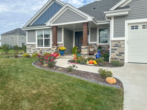 1533 Fay Ln, Oconomowoc, WI, 53066-3566 | Card Image