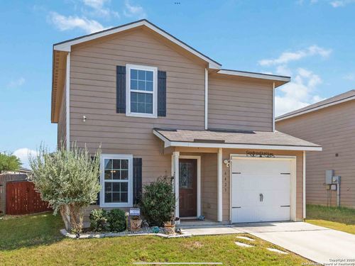 6423 Woodcliff Bnd, San Antonio, TX, 78222-4447 | Card Image