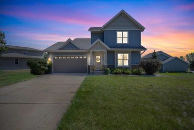 4447 Snowy Ridge Trail, House other with 3 bedrooms, 3 bathrooms and null parking in Windsor WI | Image 2