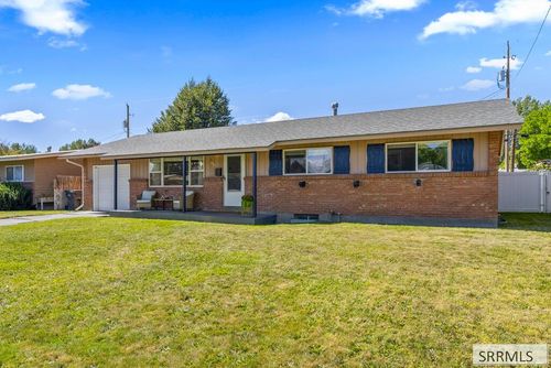 443 Sykes Dr, Idaho Falls, ID, 83401-3223 | Card Image