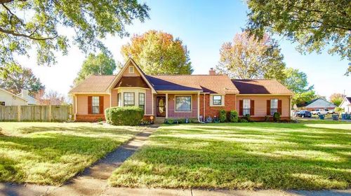 7533 Meadowland Dr, Memphis, TN, 38133-5207 | Card Image