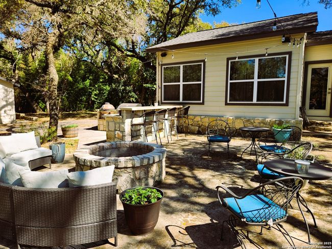 9810 Park Dr, House other with 2 bedrooms, 3 bathrooms and null parking in Helotes TX | Image 46