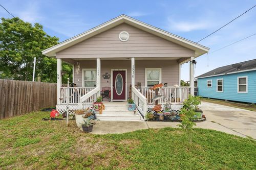 1816 Highway 35 S, Rockport, TX, 78382-3815 | Card Image