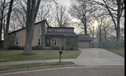 8255 Hardwood Cv, Cordova, TN, 38016-6086 | Card Image