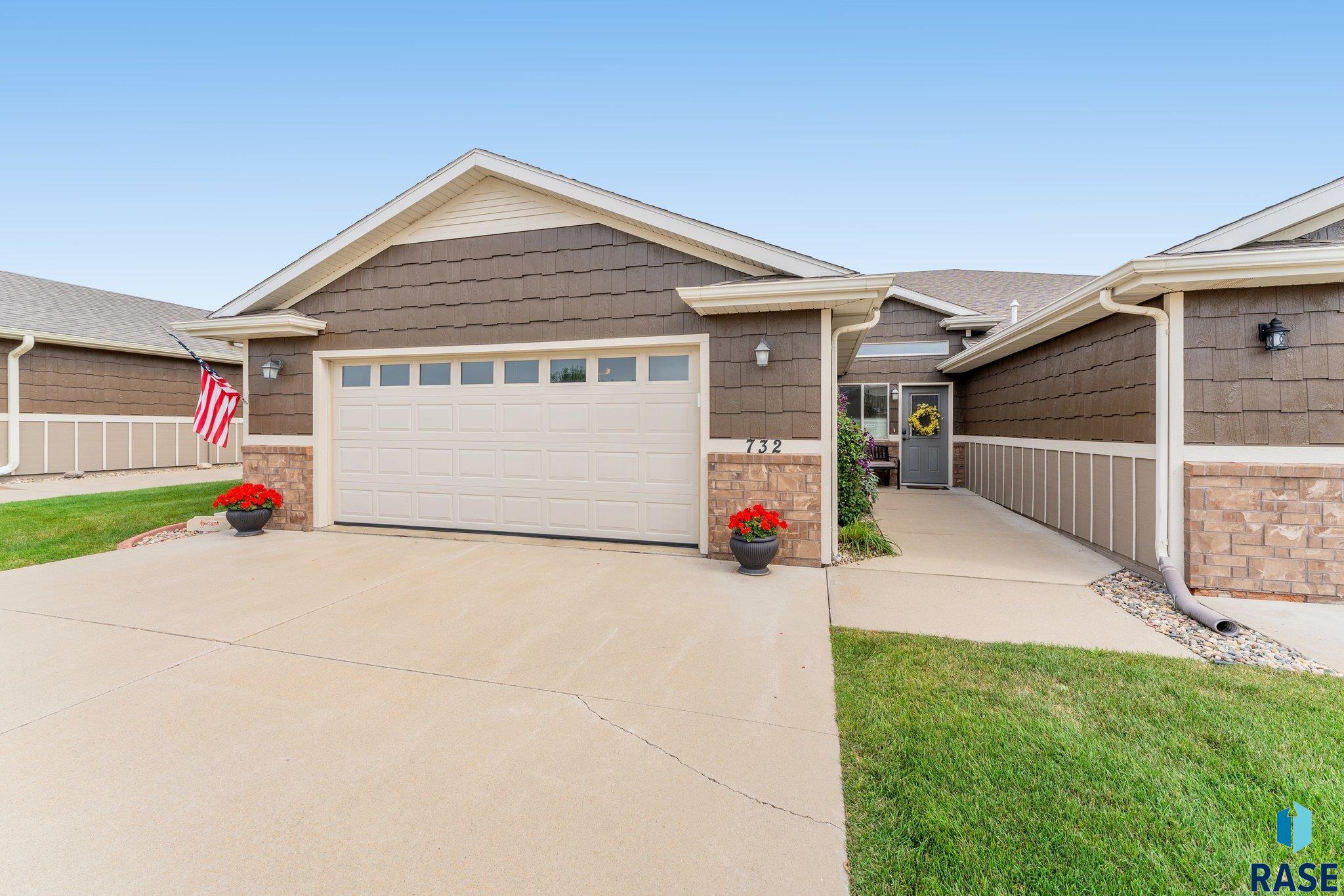 El Dorado Dr, Sioux Falls, SD 57108