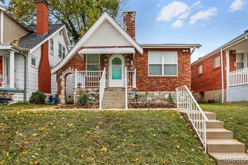 3953 Eiler St, Saint Louis, MO, 63116-3301 | Card Image