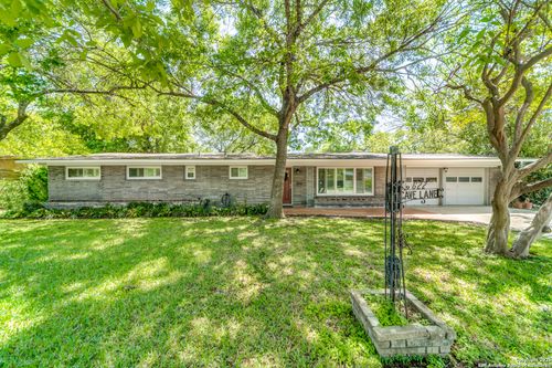 622 Cave Ln, San Antonio, TX, 78209-2423 | Card Image