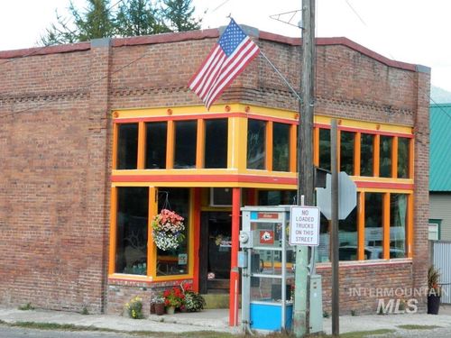 112 Main St, Elk River, ID, 83827-0307 | Card Image