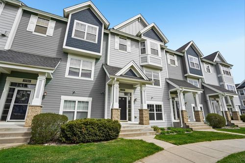 703-15559 Eagles Nest Way, Apple Valley, MN, 55124-7845 | Card Image