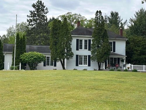 9435 W San Pierre Rd, San Pierre, IN, 46374-9612 | Card Image