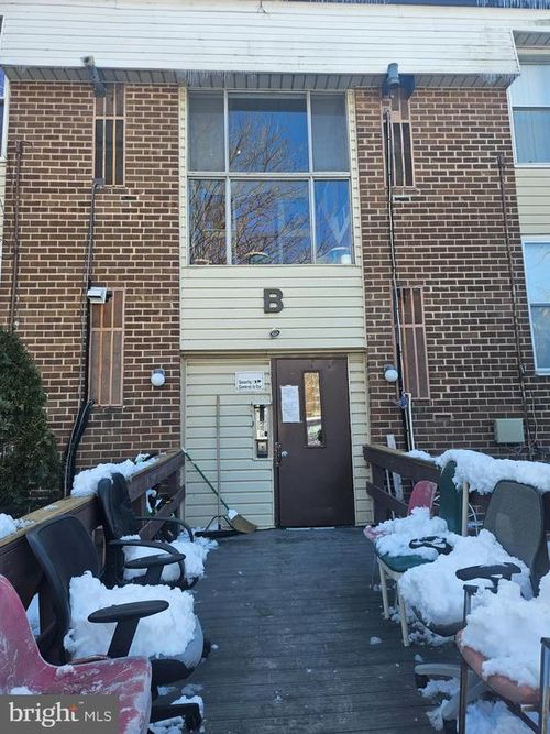 apt-b207-2201 Strahle St, PHILADELPHIA, PA, 19152-2525 | Card Image