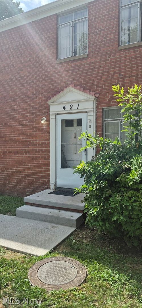 h1-421 Kenwood Drive, Euclid, OH, 44123 | Card Image