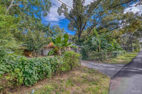 600 W Hannah St, Pensacola, FL, 32534-1918 | Card Image