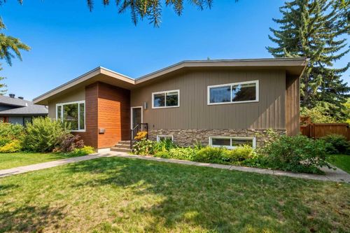92 Chinook Dr Sw, Calgary, AB, T2V2P9 | Card Image