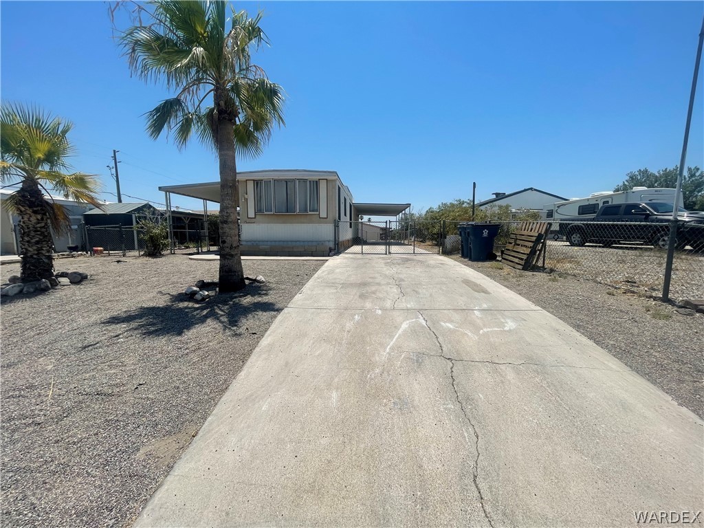 Roadrunner Dr, Bullhead City, AZ 86442