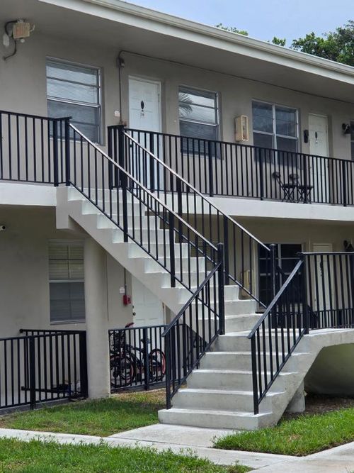 apt-319-1250 Old Boynton Rd, Boynton Beach, FL, 33426-3424 | Card Image