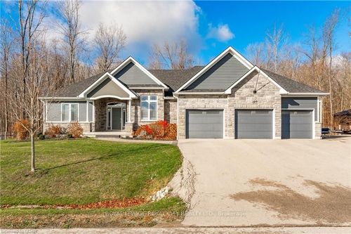 129 Ruth Anne Pl, Moorefield, ON, N0G2K0 | Card Image