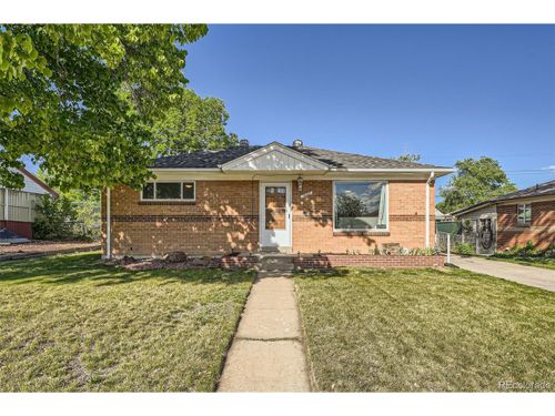 7060 Avrum Dr, Denver, CO, 80221-2533 | Card Image
