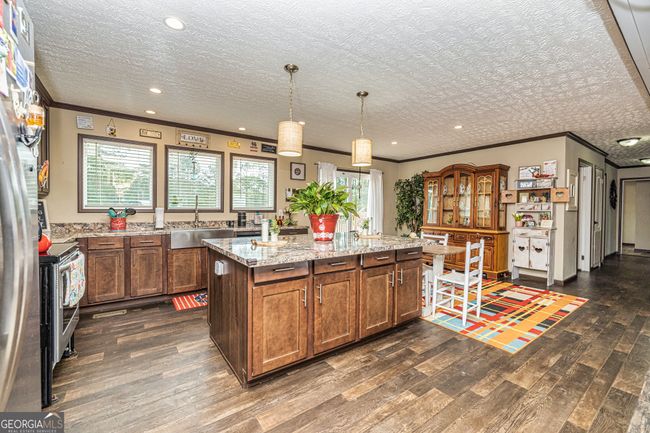 742 Rivers Rd, House other with 4 bedrooms, 2 bathrooms and 4 parking in Franklin GA | Image 4