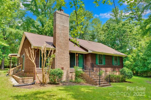 823 Rabbit Run, chester, SC, 29706-3757 | Card Image