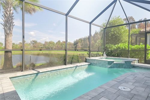 8013 Calle Canovas Ct, NAPLES, FL, 34114-2875 | Card Image