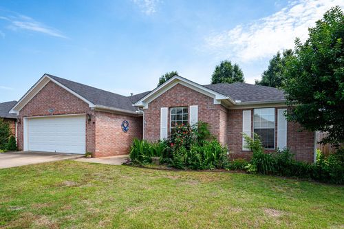 2845 Makenzie Drive, Conway, AR, 72034 | Card Image