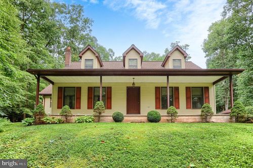 151 Hoffman Rd, ELIZABETHVILLE, PA, 17023-8238 | Card Image
