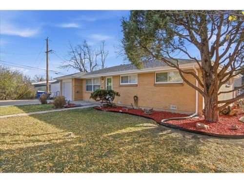 8940 Cole Dr, Arvada, CO, 80004-5325 | Card Image