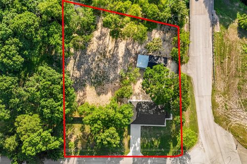 5101 Arrowdell Rd, Balch Springs, TX, 75180-4401 | Card Image