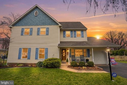 211 Longview Ave, LANGHORNE, PA, 19047-5930 | Card Image