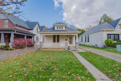 918 Wellington St, House other with 3 bedrooms, 1 bathrooms and 4 parking in London ON | Image 1