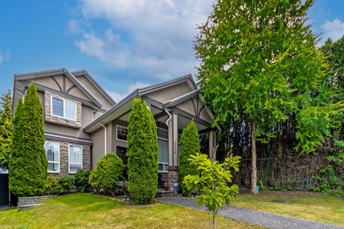 7506 143c St, Surrey, BC, V3W1S2 | Card Image