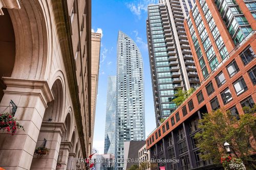 4301-8 The Esplanade, Toronto, ON, M5E0A6 | Card Image