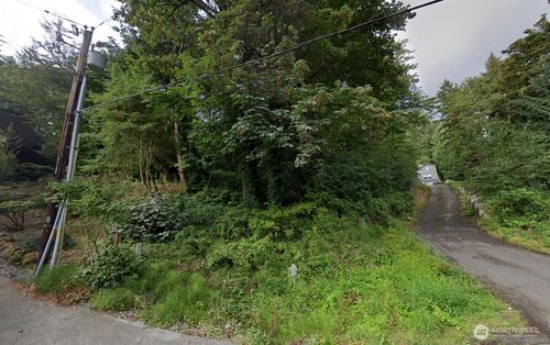 435 Sw Mount Baker Dr, Issaquah, WA, 98027-3631 | Card Image