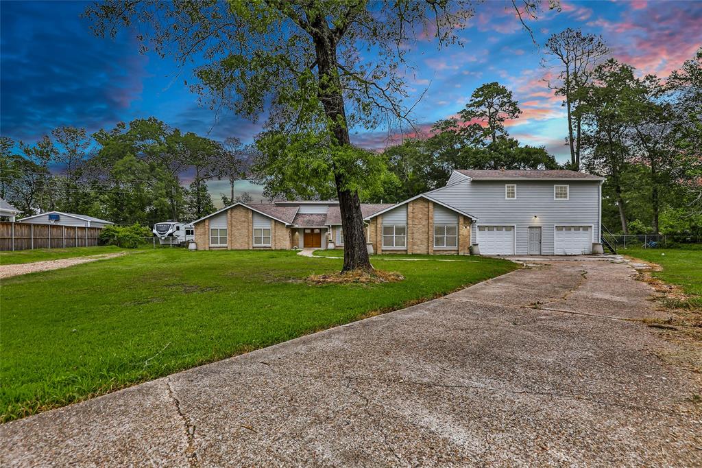 Diablo Dr, Crosby, TX 77532
