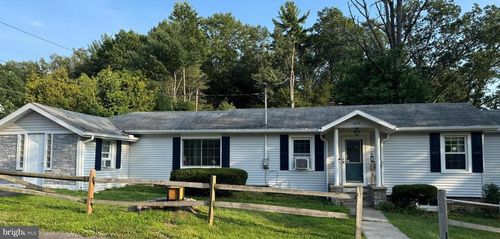 400 Willow Rd, ORWIGSBURG, PA, 17961-9608 | Card Image