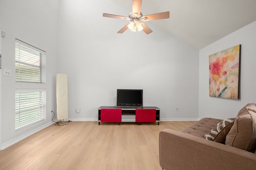 303-2311 Nueces St, Austin, TX, 78705-5229 | Card Image