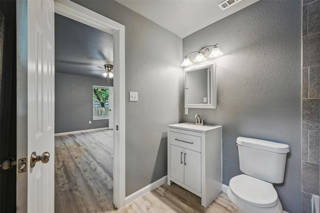 906 S Willow St, House other with 3 bedrooms, 2 bathrooms and null parking in Sherman TX | Image 21
