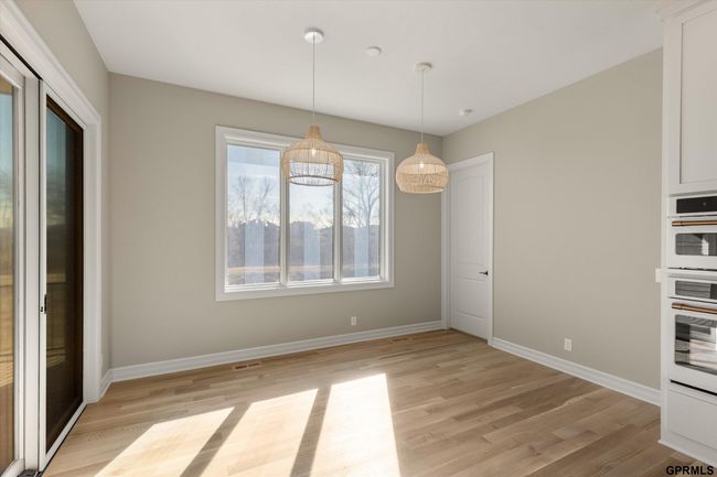21859 B St, House other with 6 bedrooms, 4 bathrooms and 4 parking in Elkhorn NE | Image 15