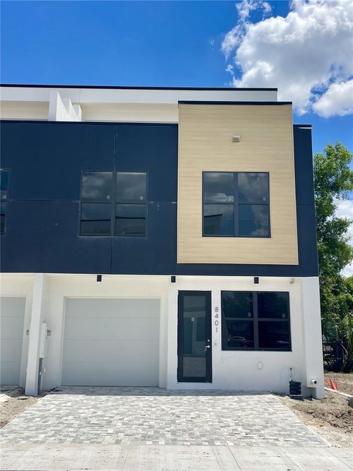 8401 Modano Pl, TAMPA, FL, 33614 | Card Image