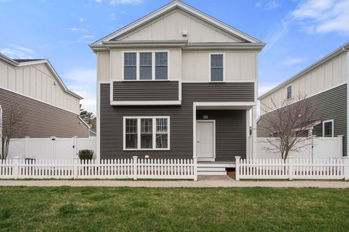15-15 Cleary Cir, Norfolk, MA, 02056-0199 | Card Image