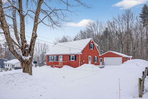 15 Hamlin Road, Falmouth, ME, 04105 | Card Image