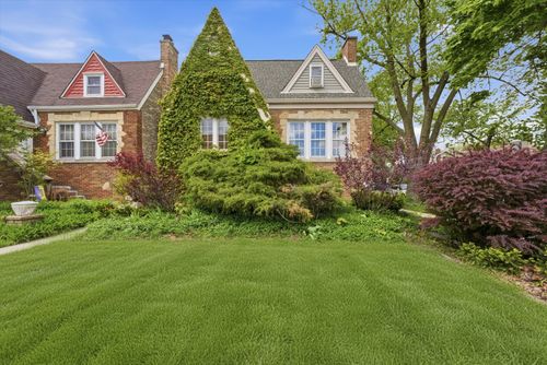 3100 Clinton Ave, Berwyn, IL, 60402-2902 | Card Image