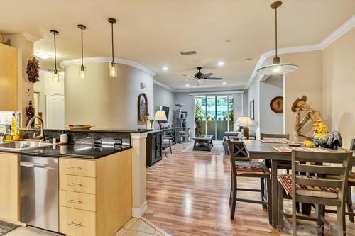 304-1225 Island Ave., San Diego, CA, 92101 | Card Image