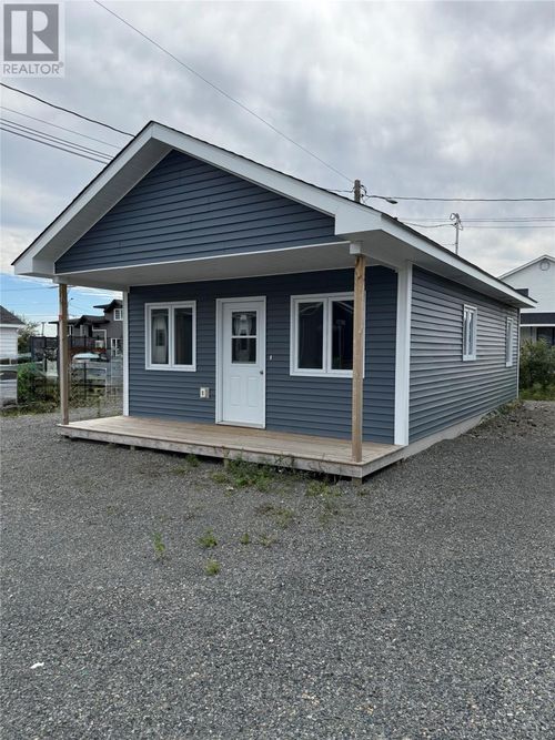 20 Hill St, House with 1 bedrooms, 1 bathrooms and null parking in Grand Falls Windsor NL | Card Image