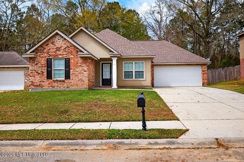 10261 English Manor Drive, Gulfport, MS, 39503 | Card Image